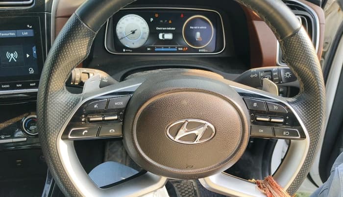 2022 Hyundai ALCAZAR 1.5 SIGNATURE (O) AT 7STR, Diesel, Automatic, 81,572 km, interior