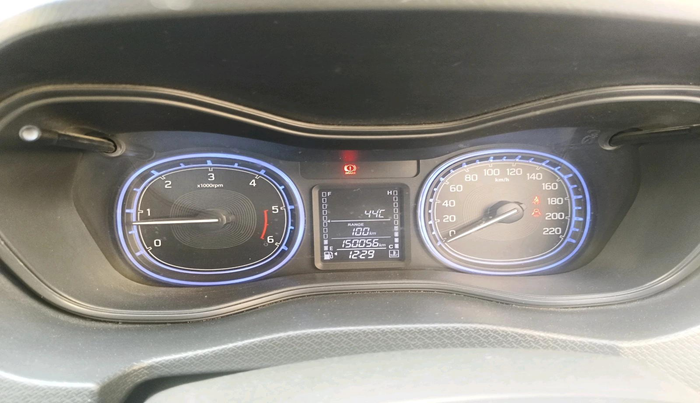 2017 Maruti Vitara Brezza ZDI PLUS, Diesel, Manual, 1,50,056 km, interior