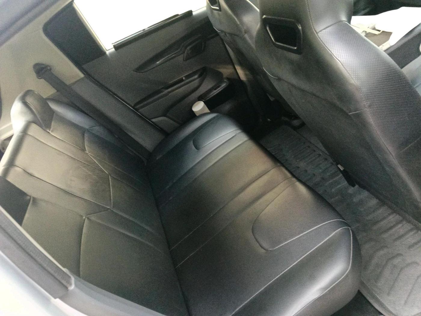 2019 Mahindra KUV 100 NXT K2+ D 6 STR, Diesel, Manual, 1,14,191 km, interior