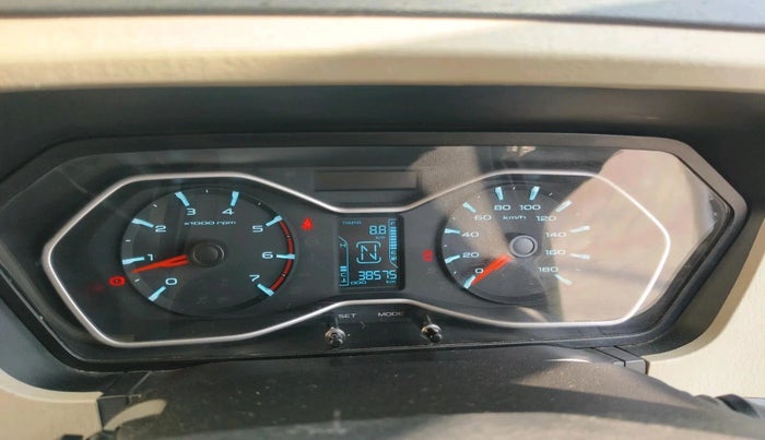 2023 Mahindra SCORPIO CLASSIC S11 7STR, Diesel, Manual, 38,576 km, interior