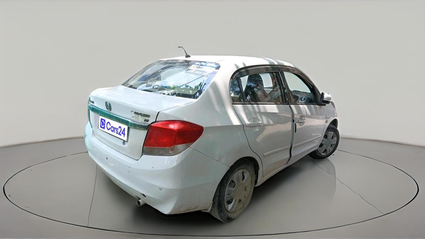 2015 Honda Amaze 1.2L I-VTEC S, CNG, Manual, 1,68,884 km, exterior