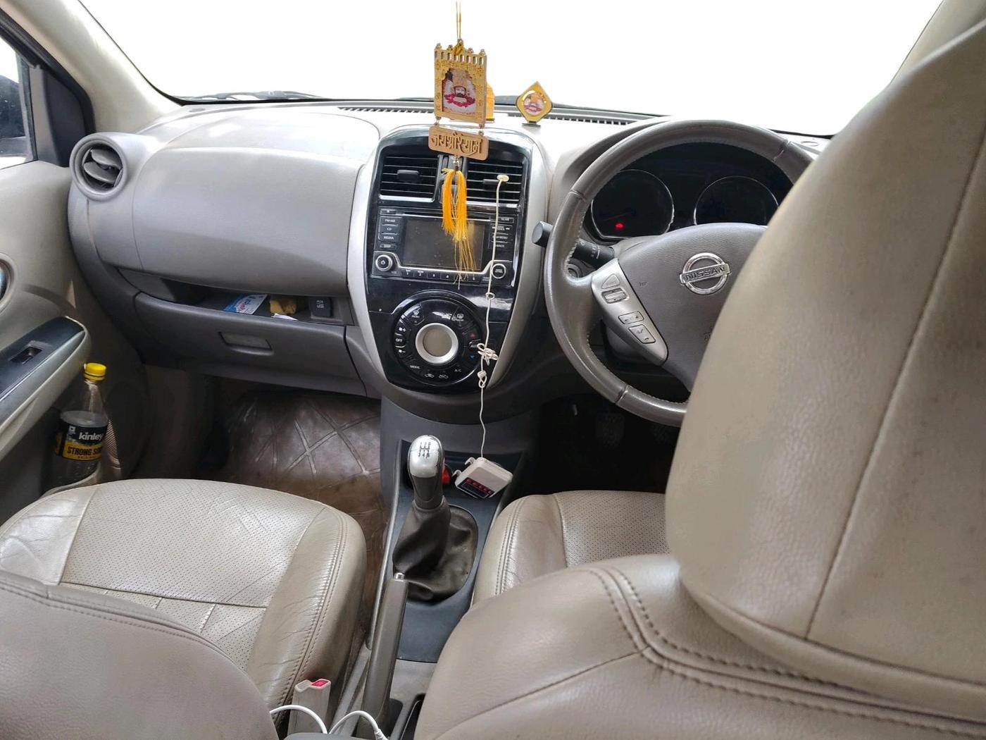 2014 Nissan Sunny XV DIESEL, Diesel, Manual, 80,851 km, interior
