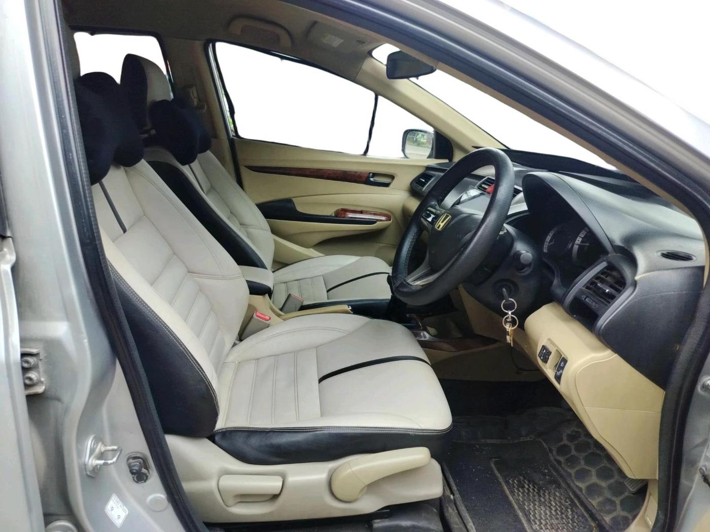 2012 Honda City 1.5L I-VTEC V MT, CNG, Manual, 1,57,241 km, interior