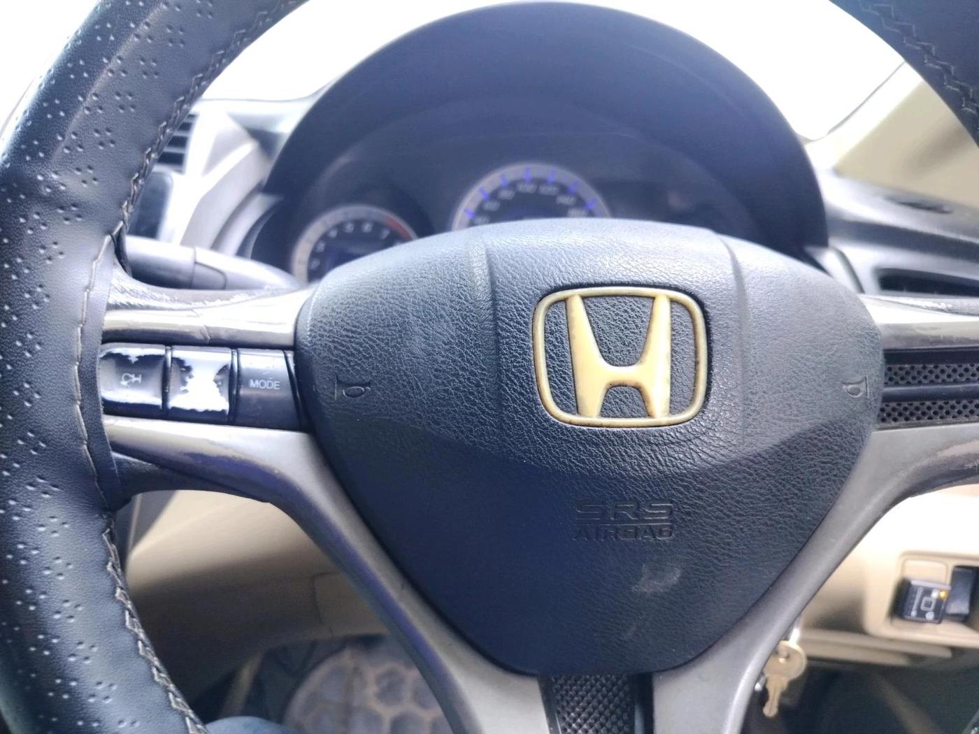 2012 Honda City 1.5L I-VTEC V MT, CNG, Manual, 1,57,241 km, interior