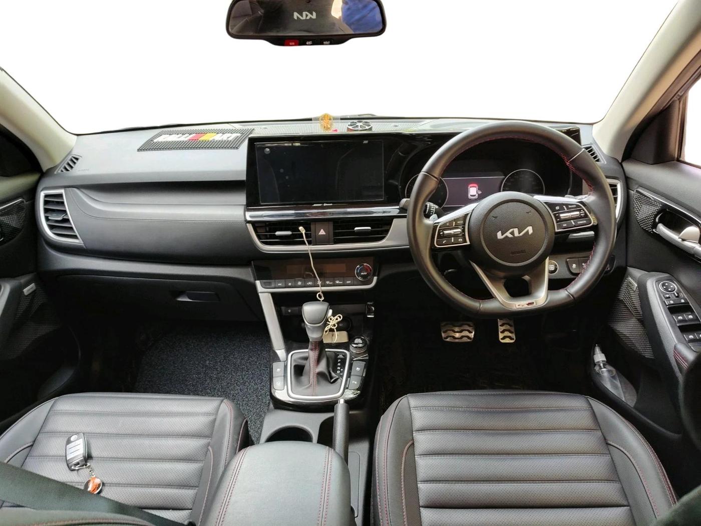 2022 KIA SELTOS GTX PLUS DCT 1.4 PETROL, CNG, Automatic, 20,253 km, interior