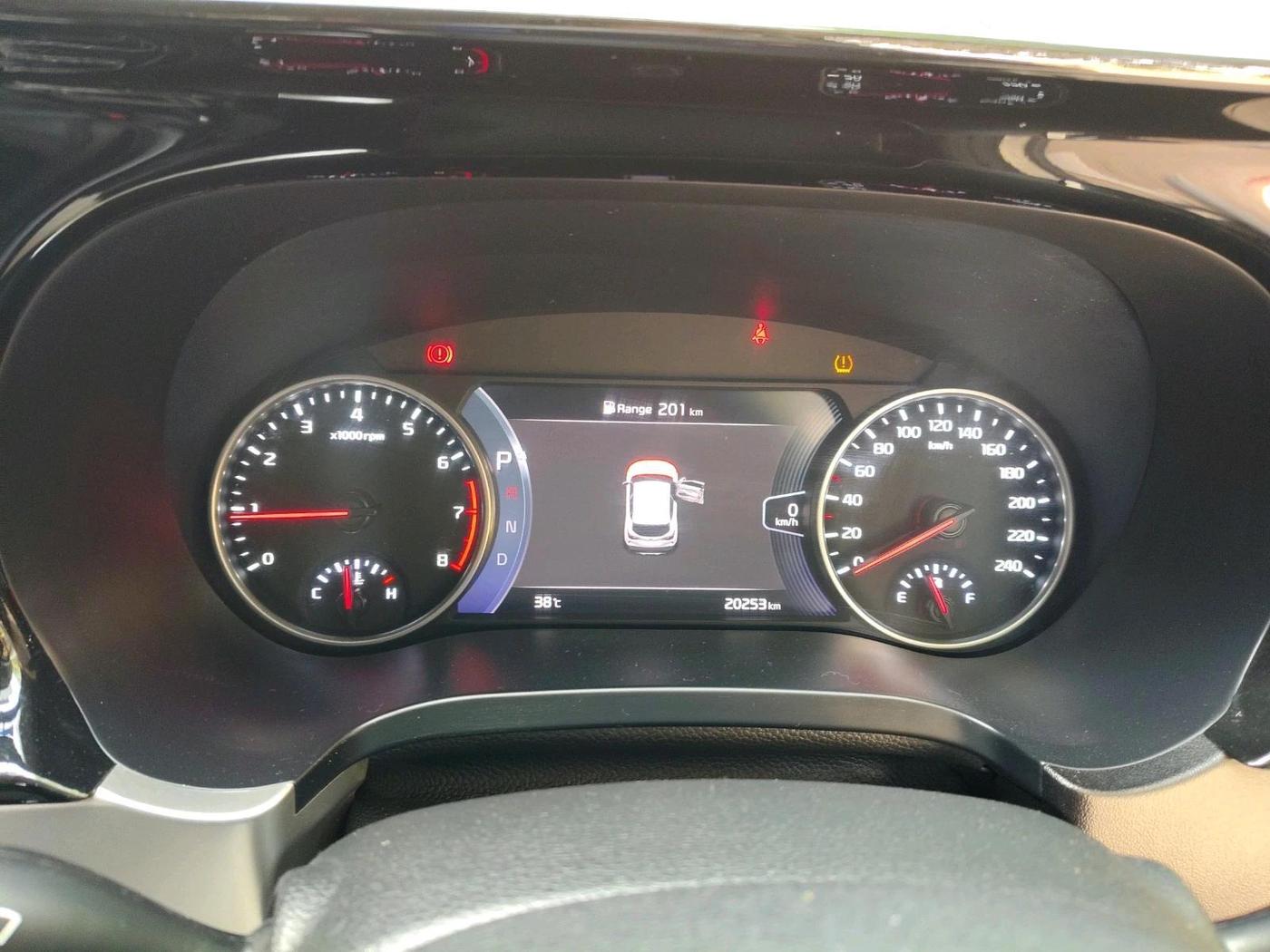 2022 KIA SELTOS GTX PLUS DCT 1.4 PETROL, CNG, Automatic, 20,253 km, interior