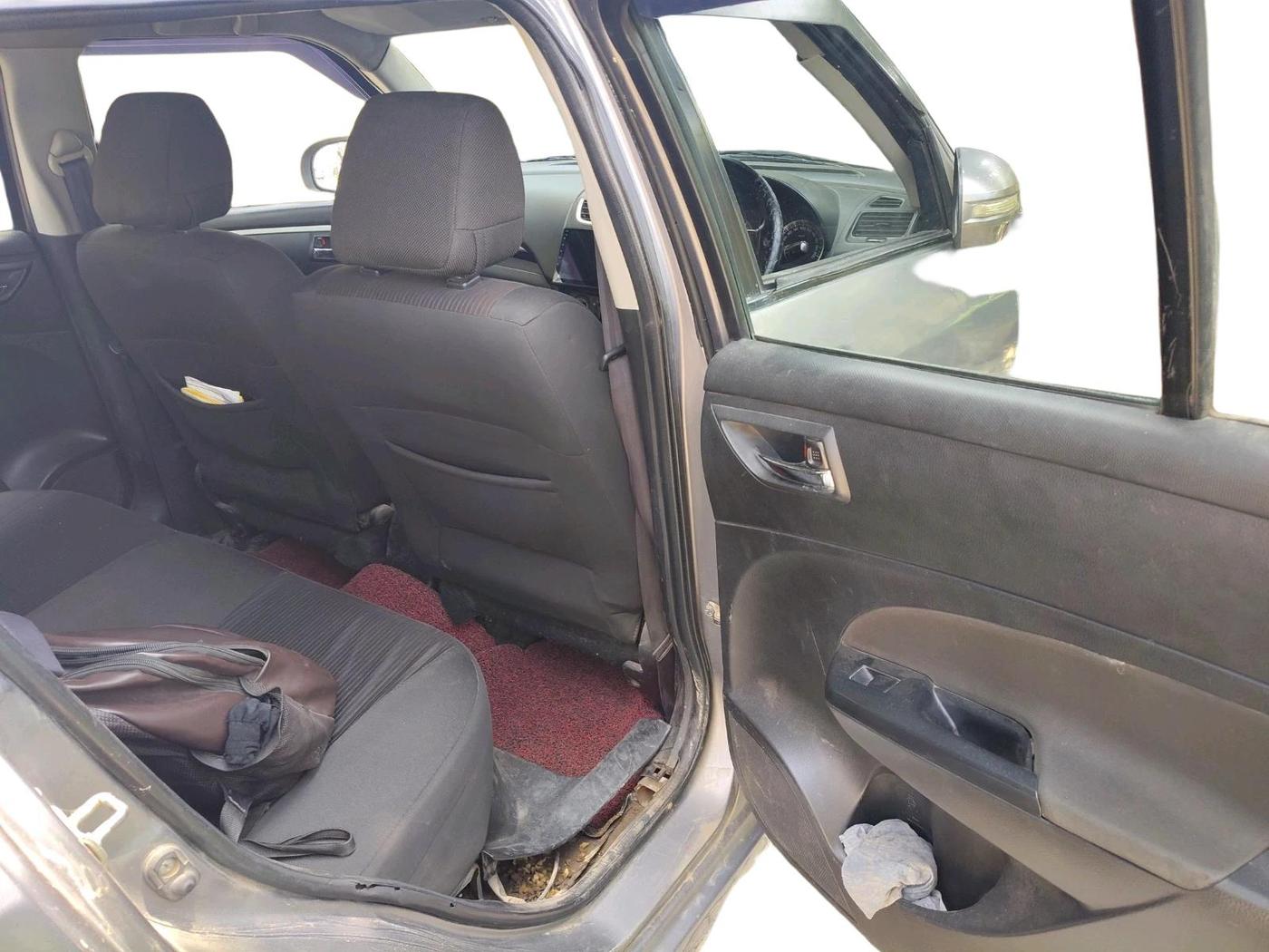 2015 Maruti Swift VDI, Diesel, Manual, 1,12,087 km, interior