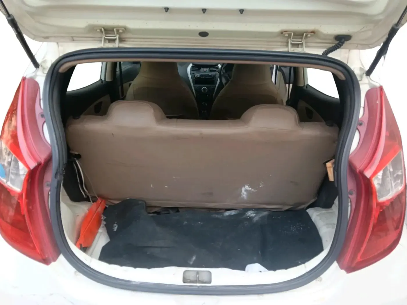 2013 Hyundai Eon ERA +, Petrol, Manual, 64,100 km, exterior