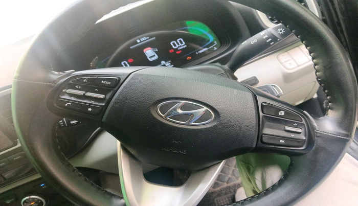 2025 Hyundai VENUE S (O) Plus 1.2 Petrol , Petrol, Manual, 26,467 km, interior