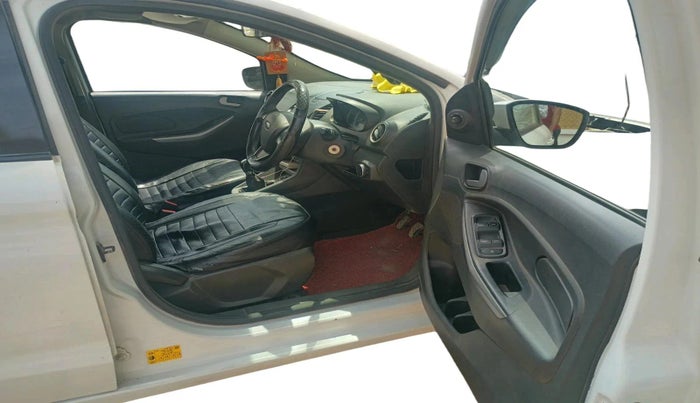 2017 Ford New Figo TREND 1.5L DIESEL, Diesel, Manual, 1,31,725 km, interior