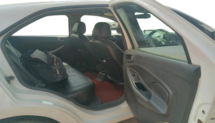 2017 Ford New Figo TREND 1.5L DIESEL, Diesel, Manual, 1,31,725 km, interior