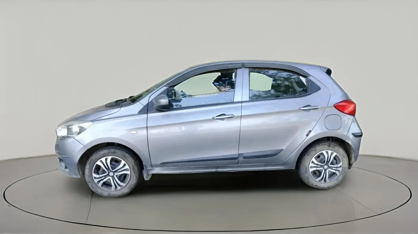 2019 Tata Tiago XT PETROL, Petrol, Manual, 78,098 km, exterior