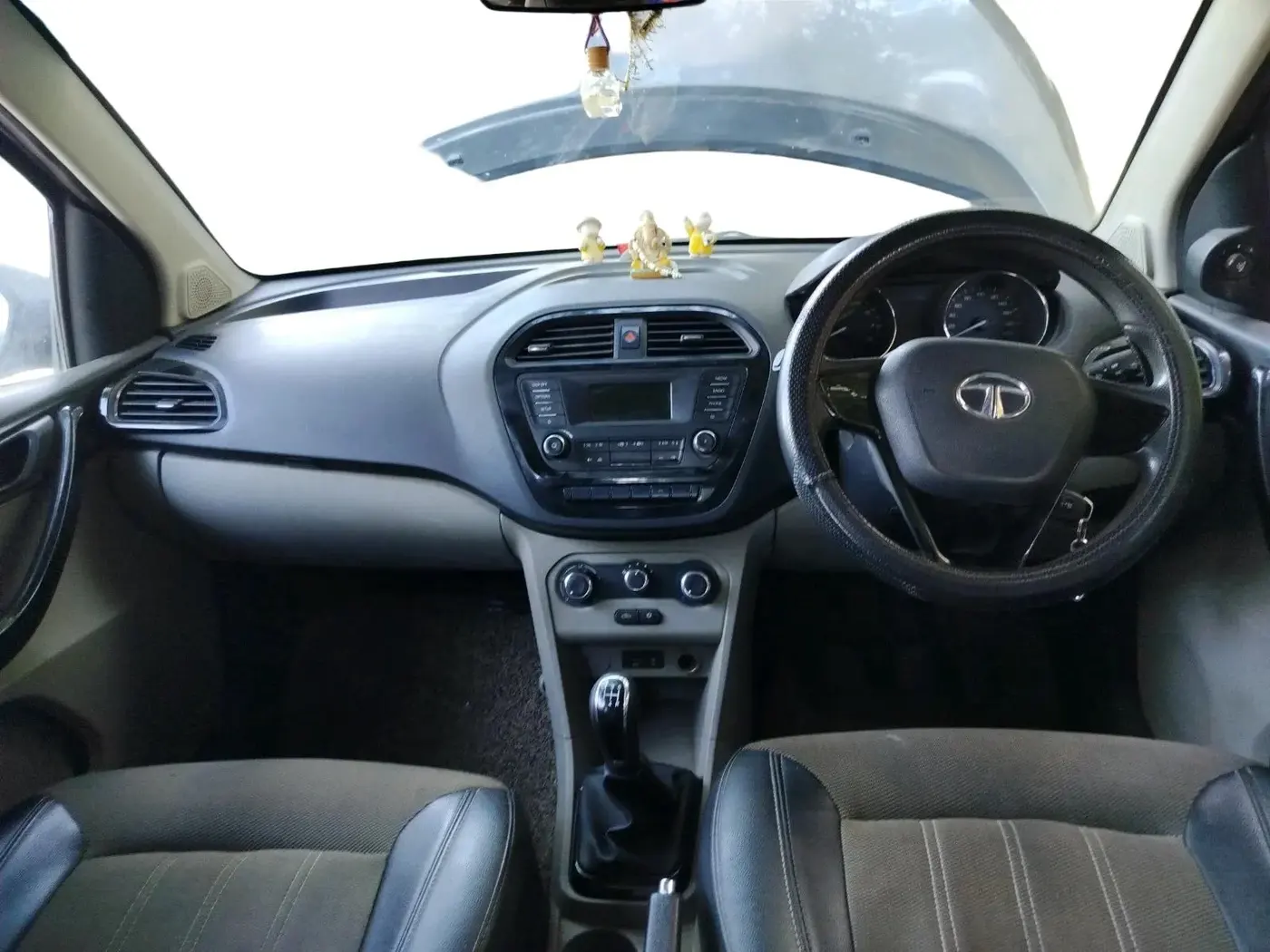 2019 Tata Tiago XT PETROL, Petrol, Manual, 78,098 km, interior