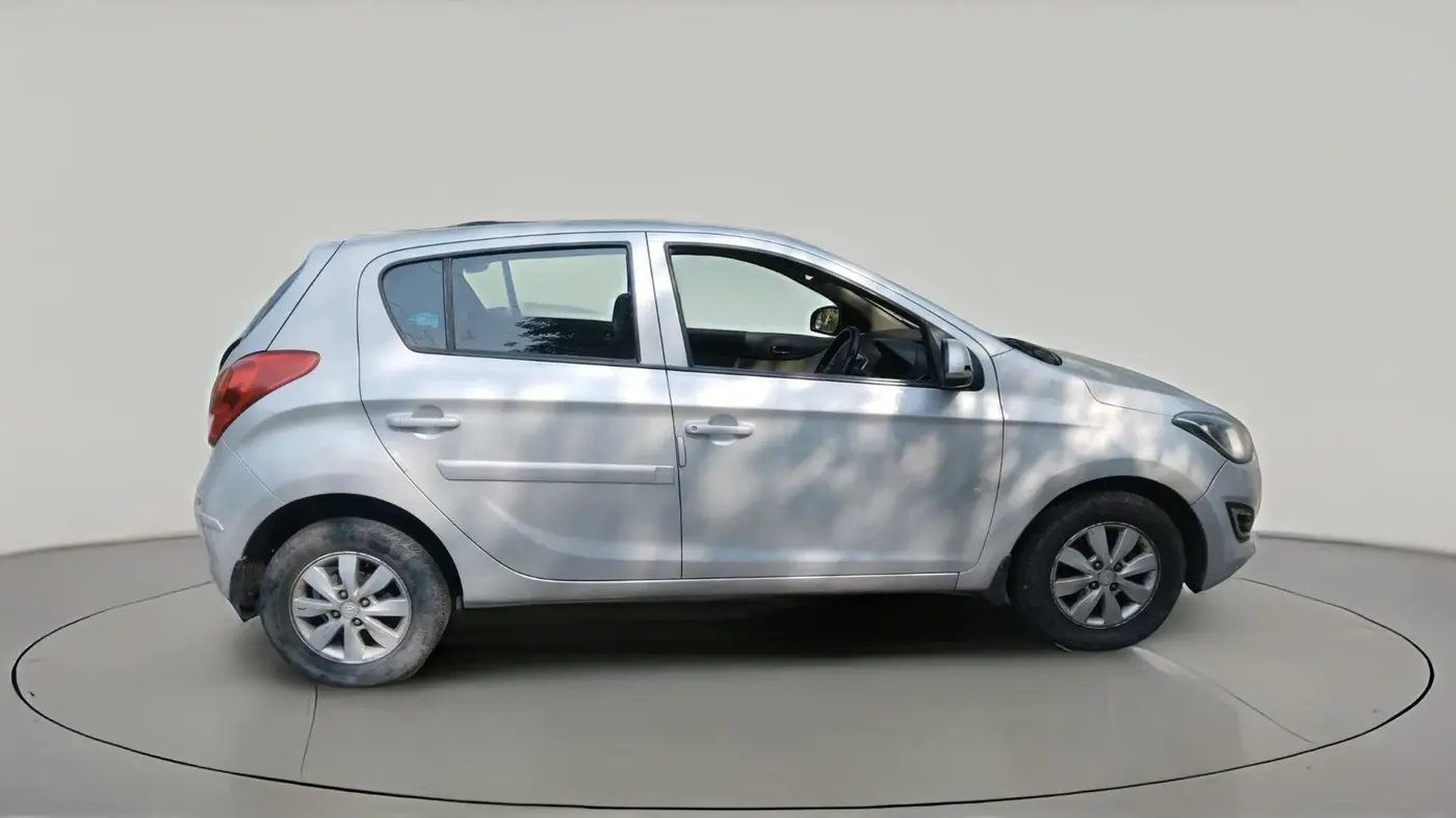 2012 Hyundai i20 SPORTZ 1.2, CNG, Manual, 74,690 km, exterior
