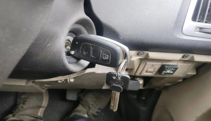 2012 Hyundai i20 SPORTZ 1.2, CNG, Manual, 74,690 km, interior