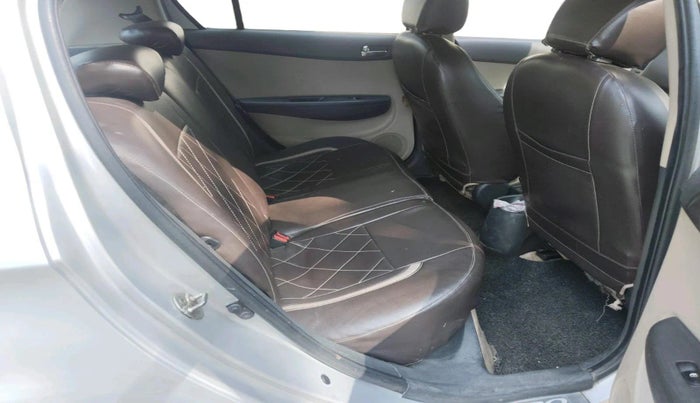 2012 Hyundai i20 SPORTZ 1.2, CNG, Manual, 74,690 km, interior