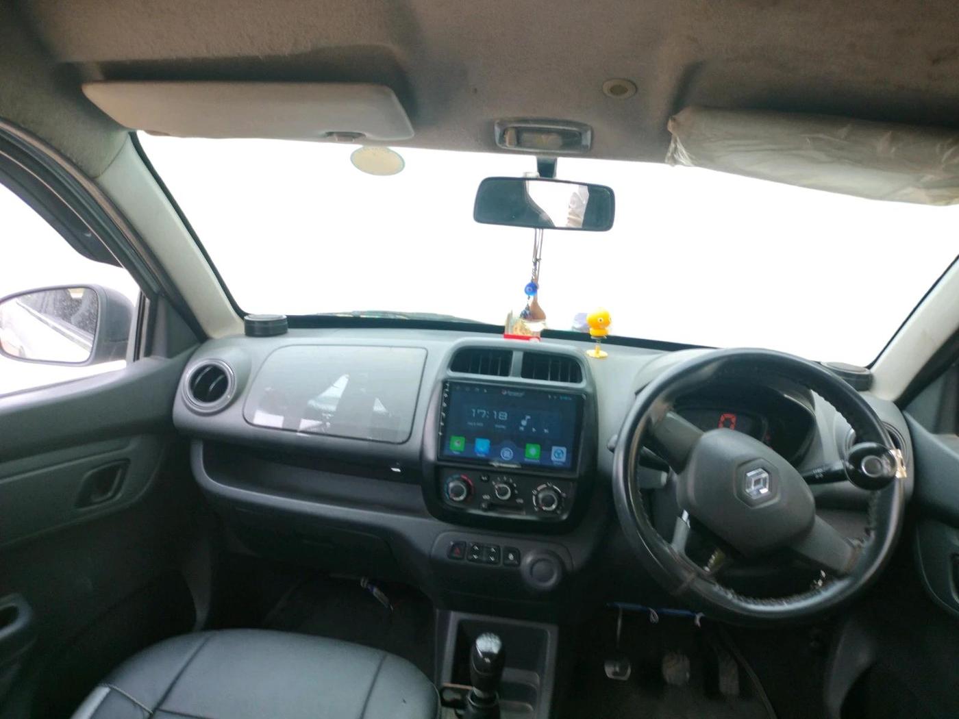 2016 Renault Kwid RXT 0.8, Petrol, Manual, 57,498 km, interior