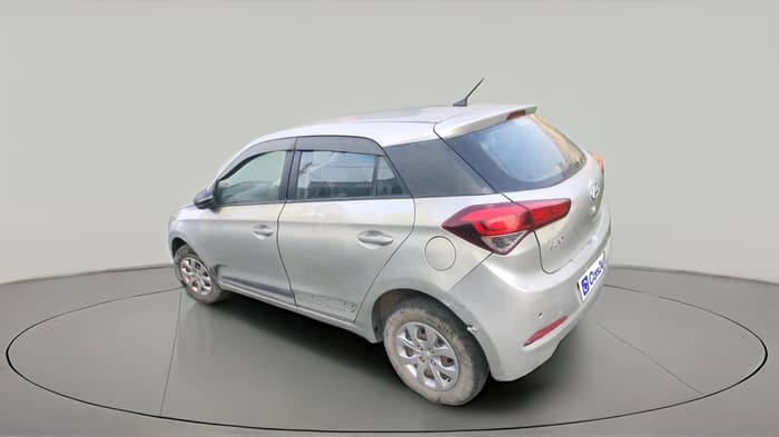 2015 Hyundai Elite i20 SPORTZ 1.4 CRDI, Diesel, Manual, 1,83,724 km, exterior