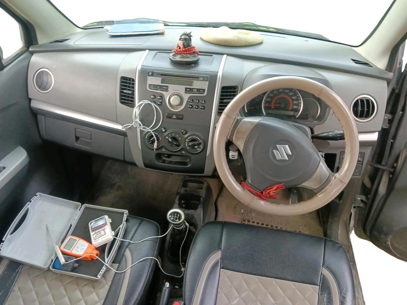2012 Maruti Wagon R 1.0 VXI, CNG, Manual, 2,19,956 km, interior
