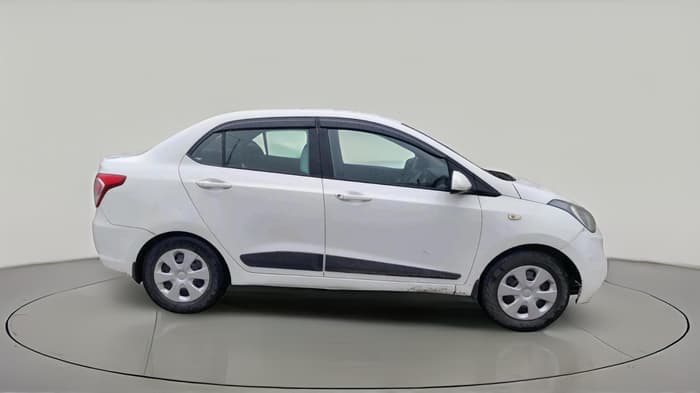 2016 Hyundai Xcent BASE 1.2, CNG, Manual, 1,00,101 km, exterior