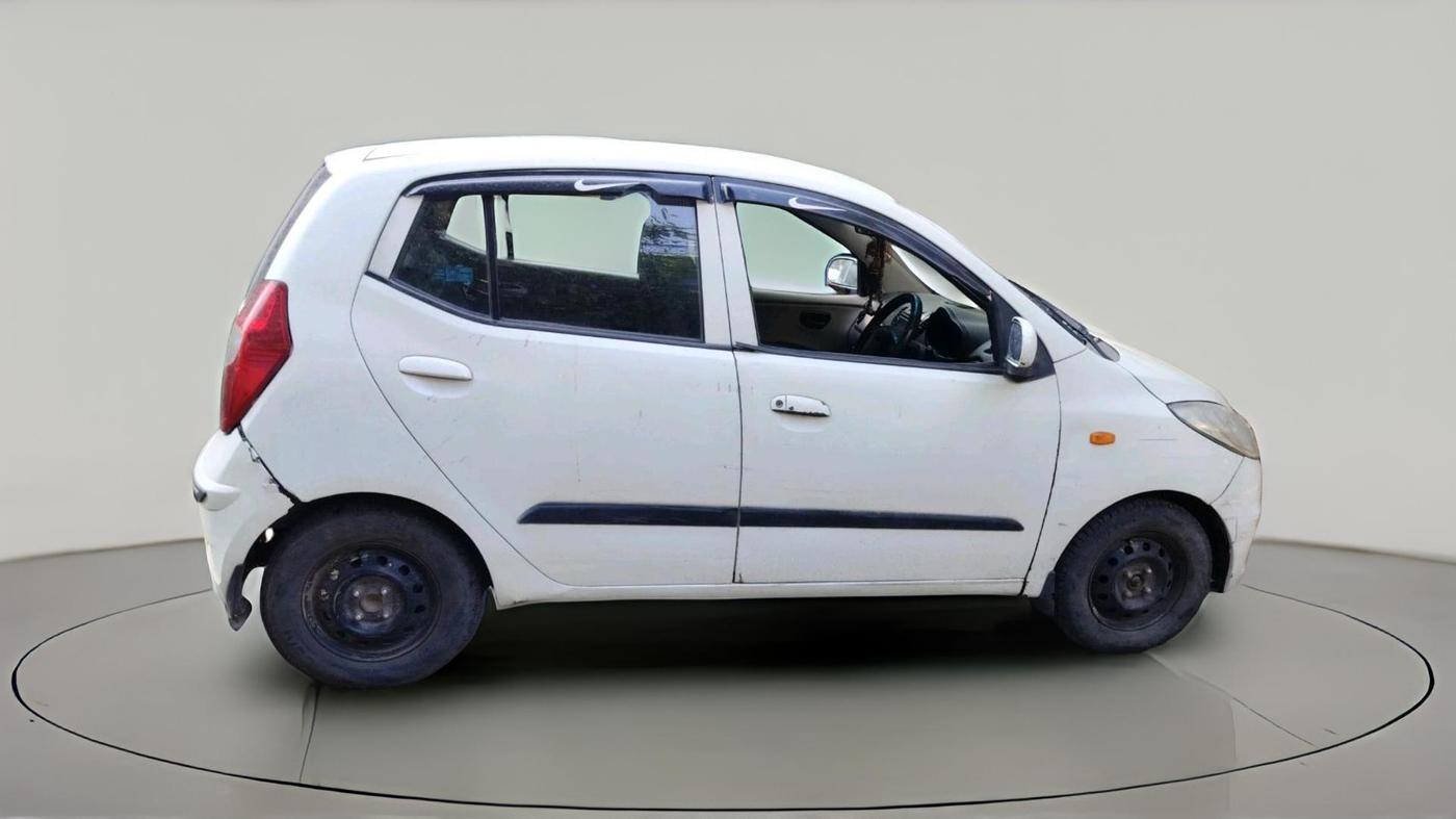 2013 Hyundai i10 ERA 1.1, CNG, Manual, 61,395 km, exterior