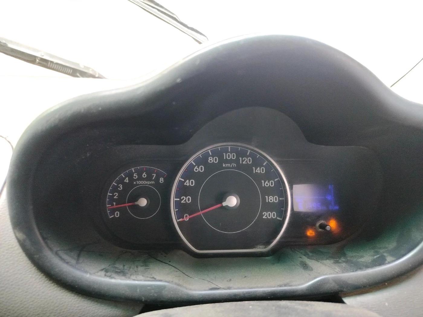 2013 Hyundai i10 ERA 1.1, CNG, Manual, 61,395 km, interior