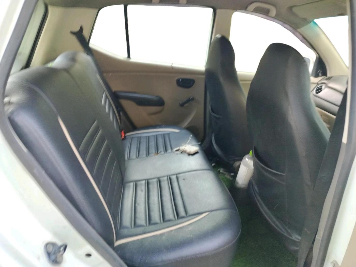 2013 Hyundai i10 ERA 1.1, CNG, Manual, 61,395 km, interior
