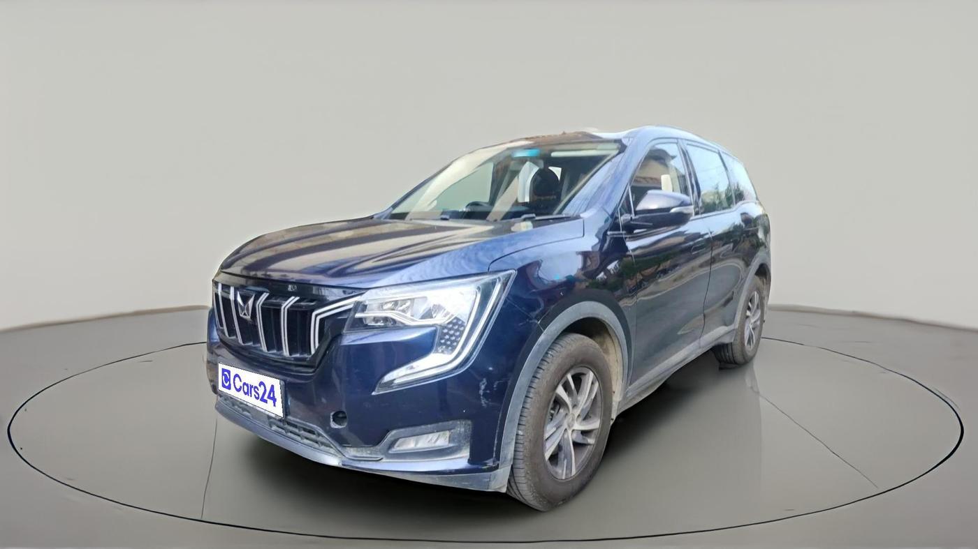 2022 Mahindra XUV700 AX 5 P AT 5 STR, Petrol, Automatic, 57,981 km, exterior