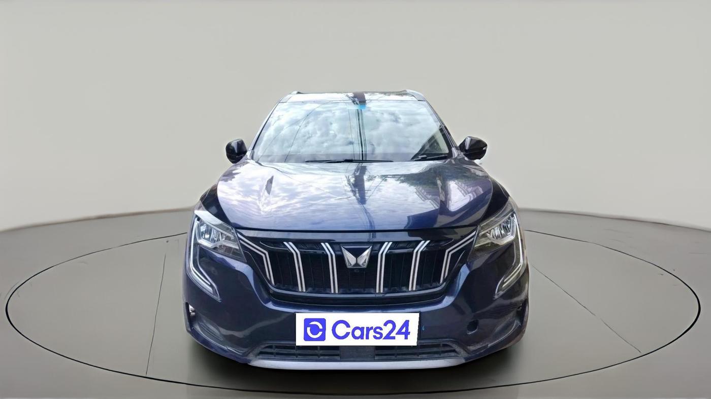 2022 Mahindra XUV700 AX 5 P AT 5 STR, Petrol, Automatic, 57,981 km, exterior