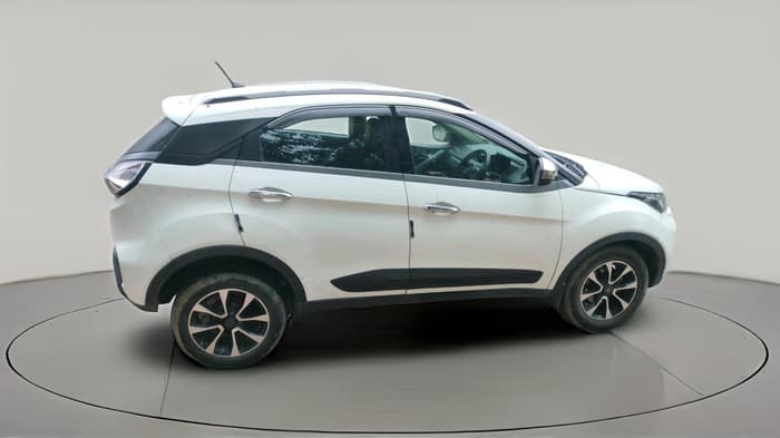 2021 Tata NEXON XM PETROL, Petrol, Manual, 83,952 km, exterior