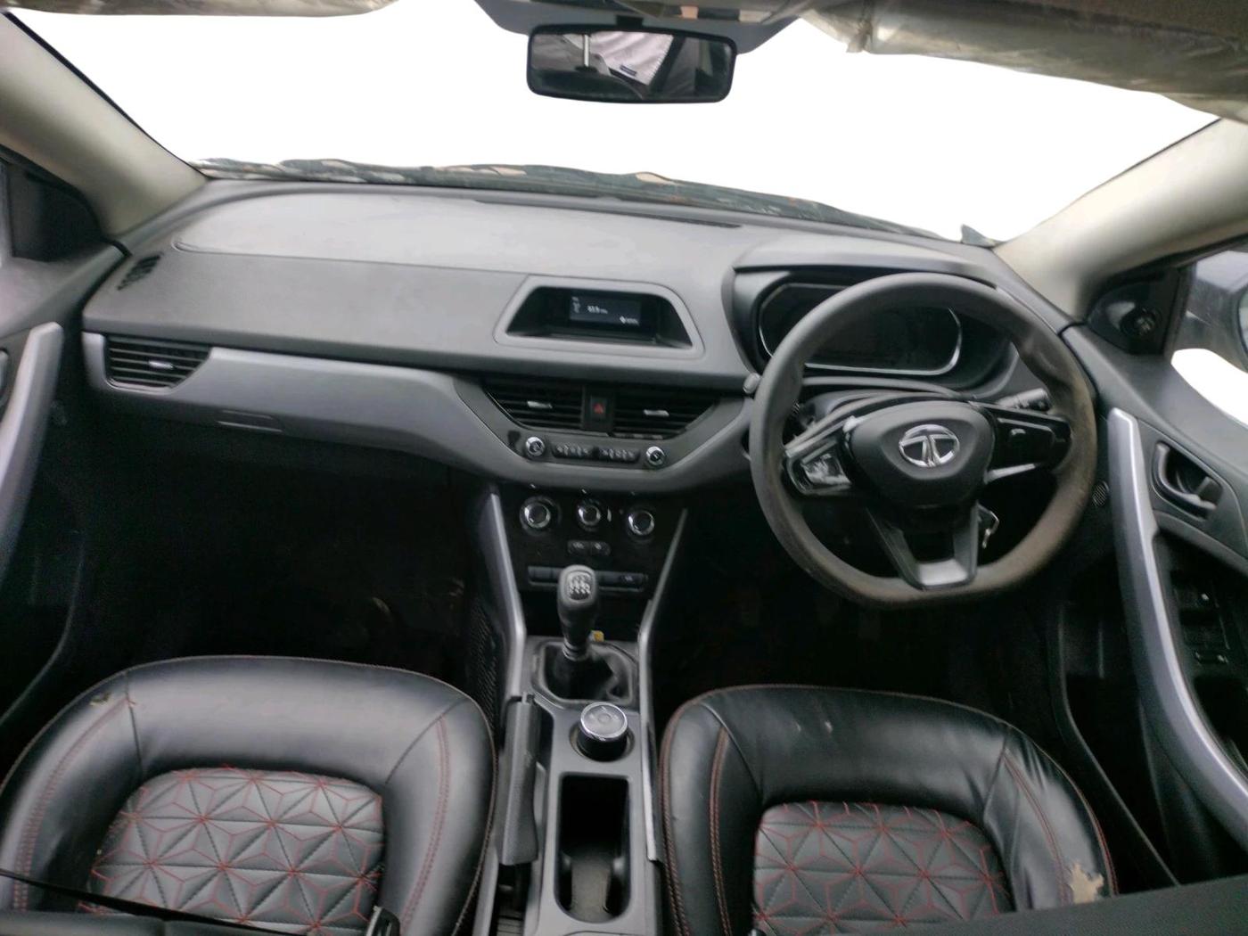 2021 Tata NEXON XM PETROL, Petrol, Manual, 83,952 km, interior