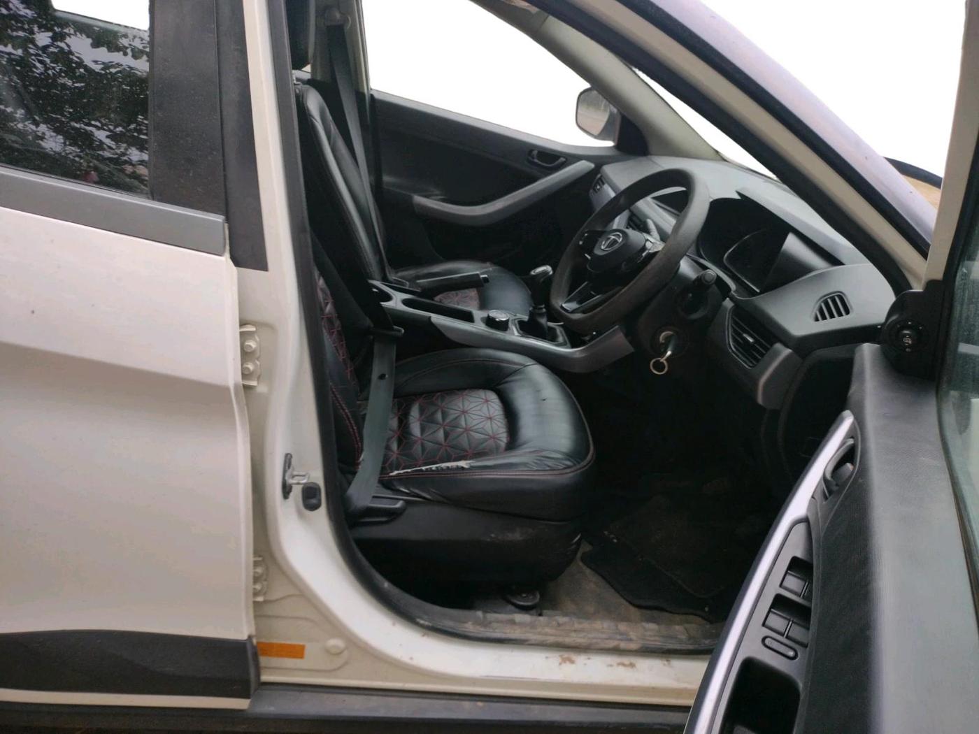 2021 Tata NEXON XM PETROL, Petrol, Manual, 83,952 km, interior