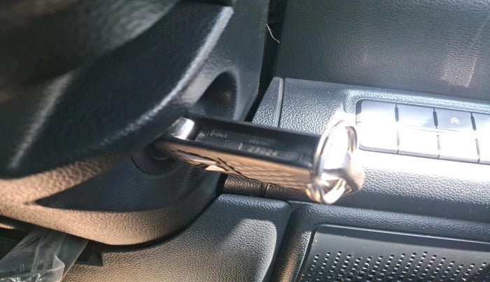 2023 Mahindra Thar LX HARD TOP 4WD MT, Diesel, Manual, 21,765 km, interior