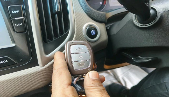 2016 Hyundai Creta SX PLUS 1.6 PETROL, Petrol, Manual, 1,50,000 km, interior