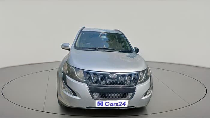 2015 Mahindra XUV500 W8, Diesel, Manual, 1,07,431 km, exterior