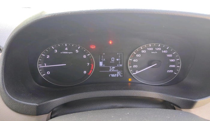 2016 Hyundai Creta S 1.6 PETROL, Petrol, Manual, 1,78,237 km, interior