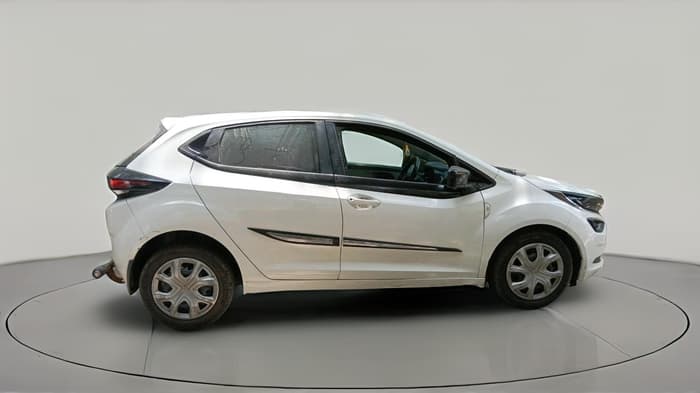 2022 Tata ALTROZ XM PLUS DIESEL, Diesel, Manual, 77,841 km, exterior