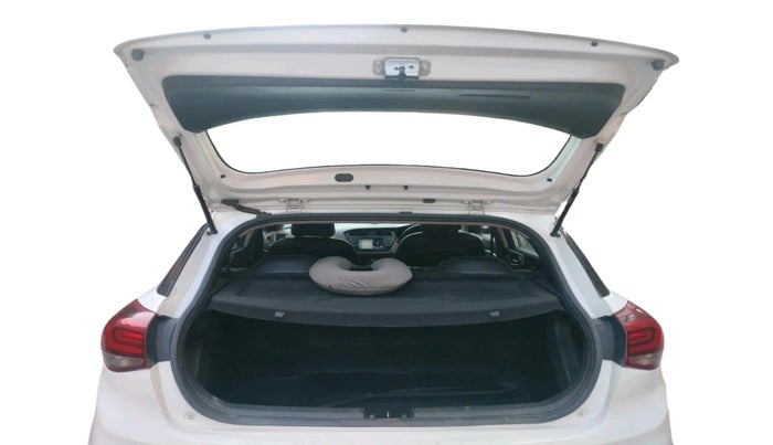 2020 Hyundai Elite i20 SPORTZ PLUS 1.2, Petrol, Manual, 68,716 km, exterior