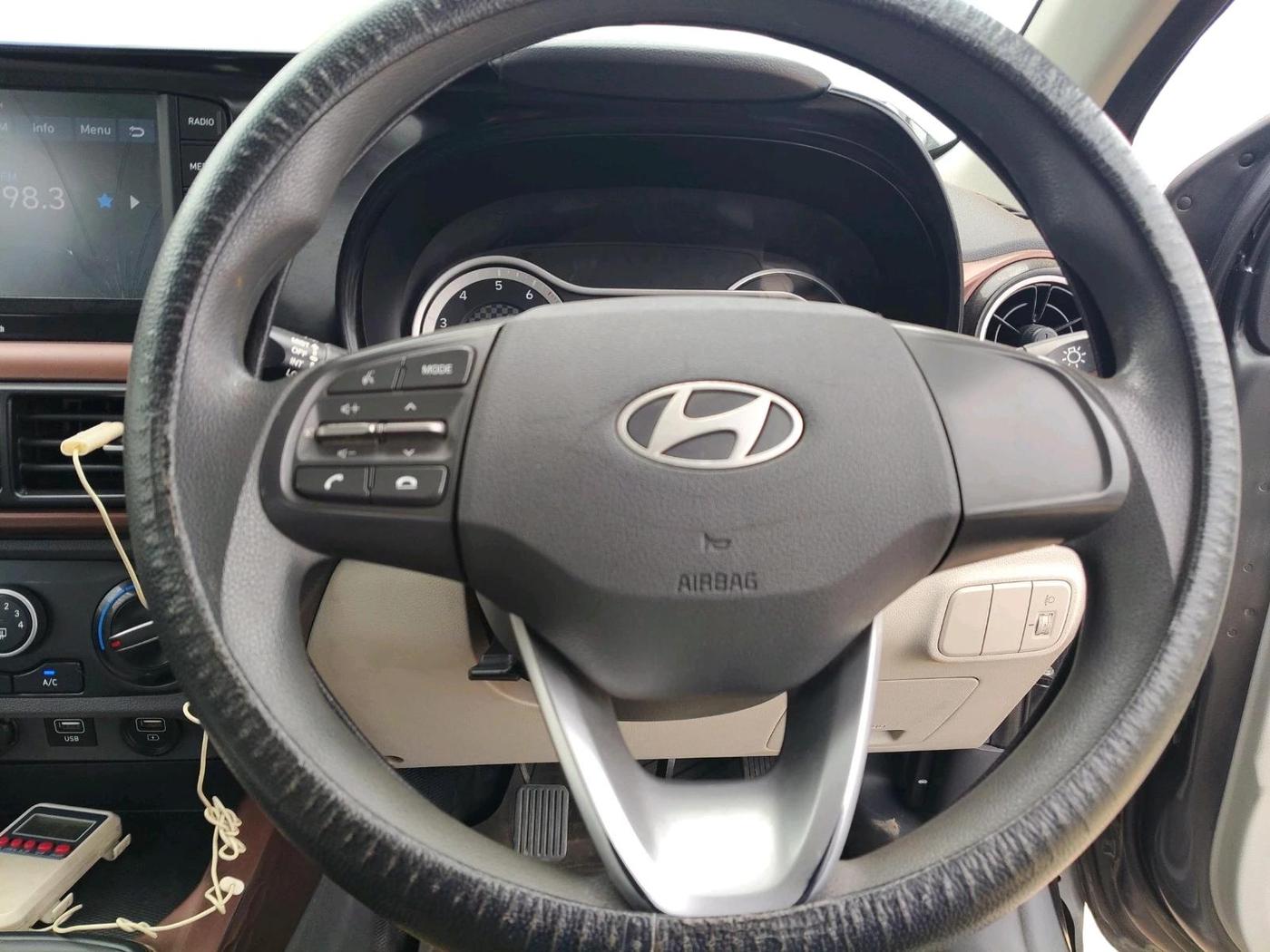 2020 Hyundai AURA SX 1.2, Petrol, Manual, 30,476 km, interior