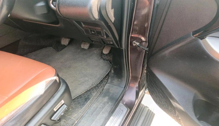 2017 Toyota Innova Crysta 2.4 ZX 7 STR, Diesel, Manual, 85,000 km, interior