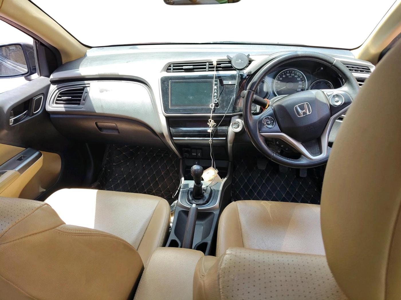 2017 Honda City 1.5L I-VTEC VX, Petrol, Manual, 60,822 km, interior