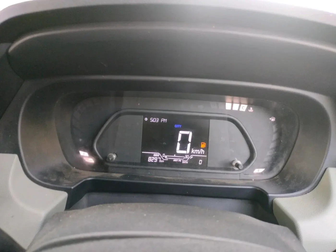 2024 Tata PUNCH ADVENTURE MT, Petrol, Manual, 8,297 km, interior