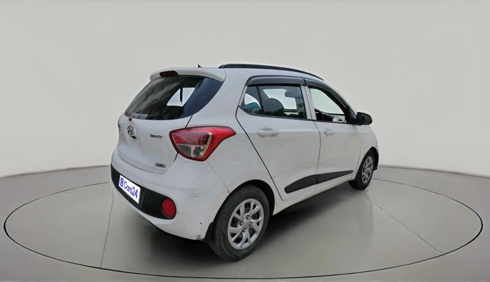 2017 Hyundai Grand i10 SPORTZ (O) 1.2 KAPPA VTVT, Petrol, Manual, 76,060 km, exterior