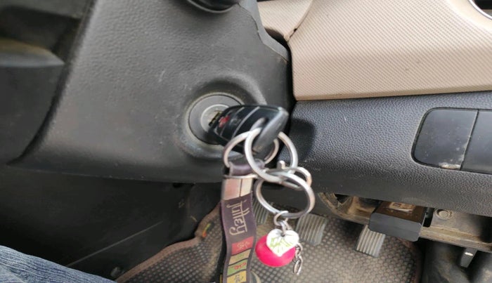 2017 Hyundai Grand i10 SPORTZ (O) 1.2 KAPPA VTVT, Petrol, Manual, 76,060 km, interior