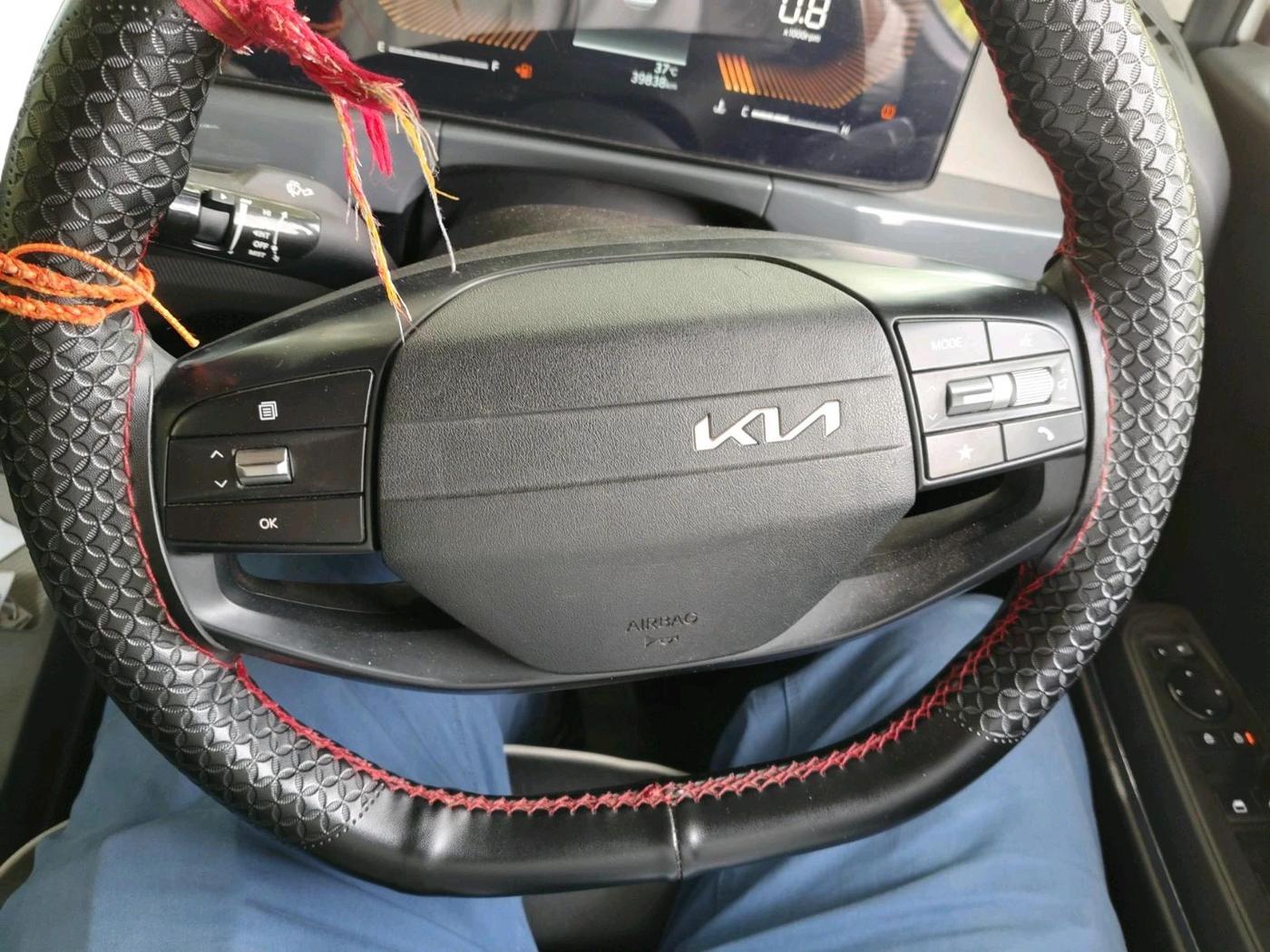 2025 KIA SONET HTK 1.2 PETROL MT, Petrol, Manual, 39,838 km, interior