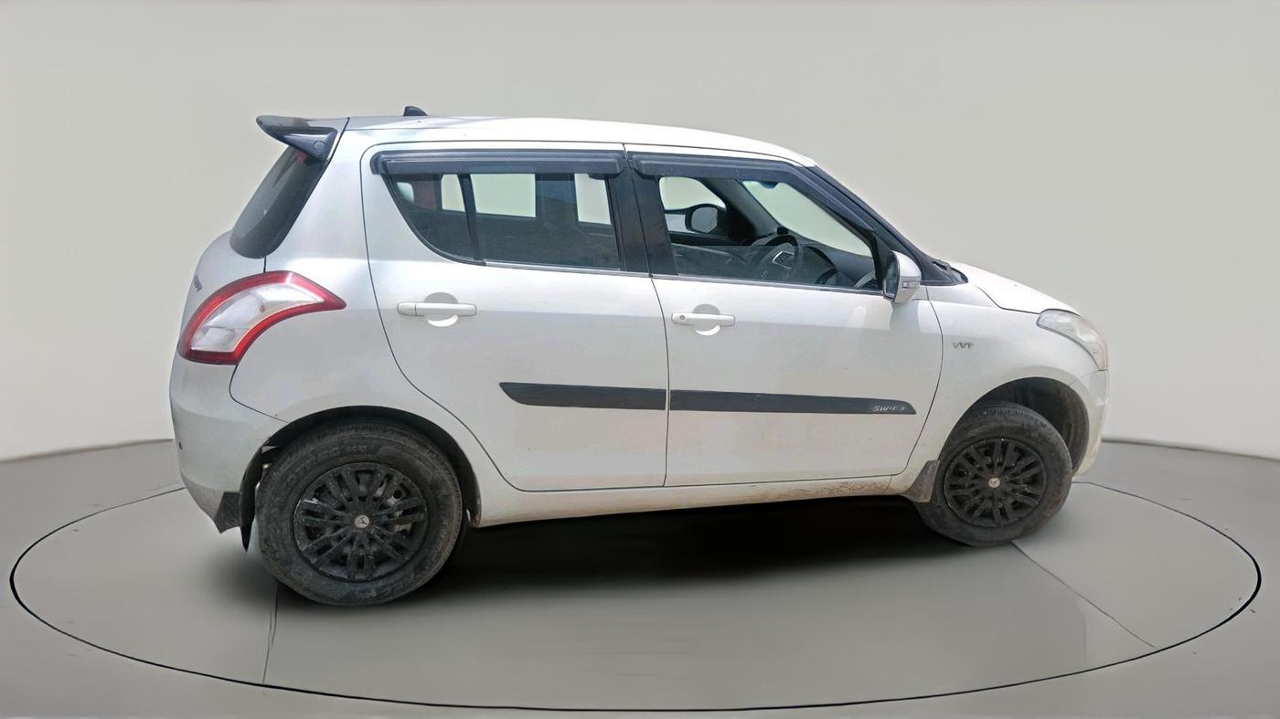2016 Maruti Swift VXI, CNG, Manual, 89,784 km, exterior