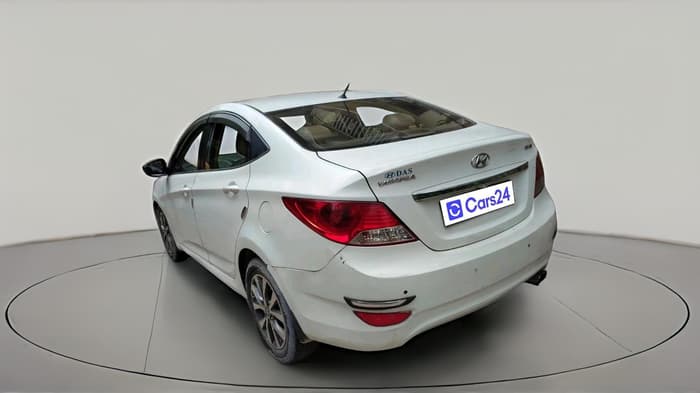 2013 Hyundai Verna FLUIDIC 1.6 CRDI SX, Diesel, Manual, 1,17,805 km, exterior