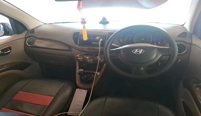 2012 Hyundai i10 MAGNA 1.2, CNG, Manual, 1,02,336 km, interior