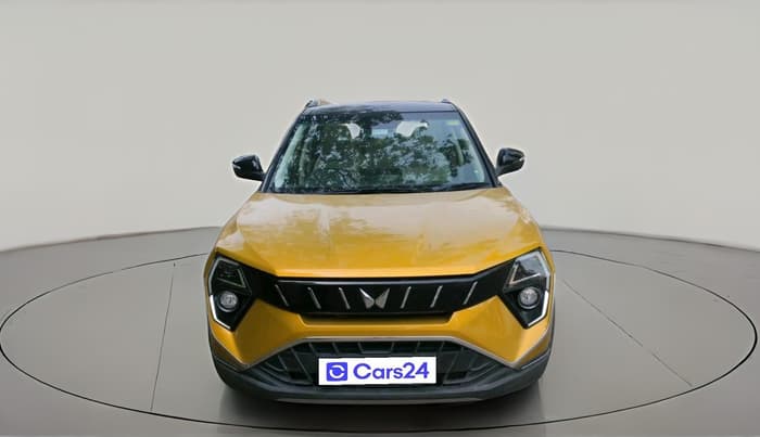 2024 Mahindra XUV 3XO AX7 1.2 TGDi AT, Petrol, Automatic, 4,178 km, exterior