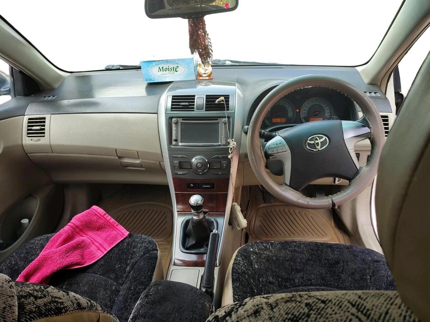 2011 Toyota Corolla Altis G PETROL, Petrol, Manual, 98,112 km, interior